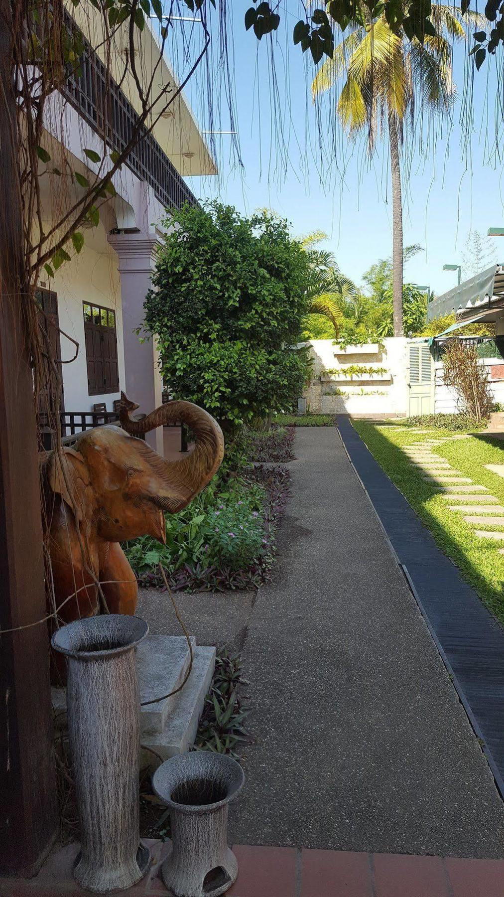 琅勃拉邦旅馆酒店 外观 照片